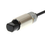 Czujnik fotoelektryczny, lufa gwintowana M18, typ promieniowy, metalowy, czerwona dioda LED, przezświetlenie, 15?m, NPN, światło-włącz/ciemność-włącz, kabel 2?m, E3RB-TN11 2M