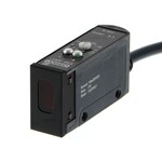 Czujnik fotoelektryczny,retrorefleksyjny,2 m,DC,3-przewodowy,NPN,poziomy,kabel 2 m,E3S-AR11