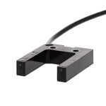 Czujnik fotoelektryczny,obudowa szczelinowa,dioda LED podczerwieni,dwa promienie przenikające,25 mm,PNP,światło-wł/ćm-wł,kabel 0,5 m,E3Z-G82 0.5M