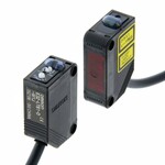 Czujnik fotoelektryczny,obudowa prostokątna,czerwony laser klasy 1,przezświetleniowy,60 m,NPN,światło-wł/ćm.-wł,kabel 2 m,E3Z-LT61 2M
