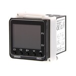 Regulator temperatury PRO, 1/16 DIN (48x48 mm), typ wtykowy, 2 AUX, 1×wyjście prądowe 0/4-20 mA, 100-240 V AC, E5CC-CX2AUM-000